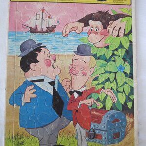 1967 Whitman Frame Tray Puzzle #4559: Laurel & Hardy